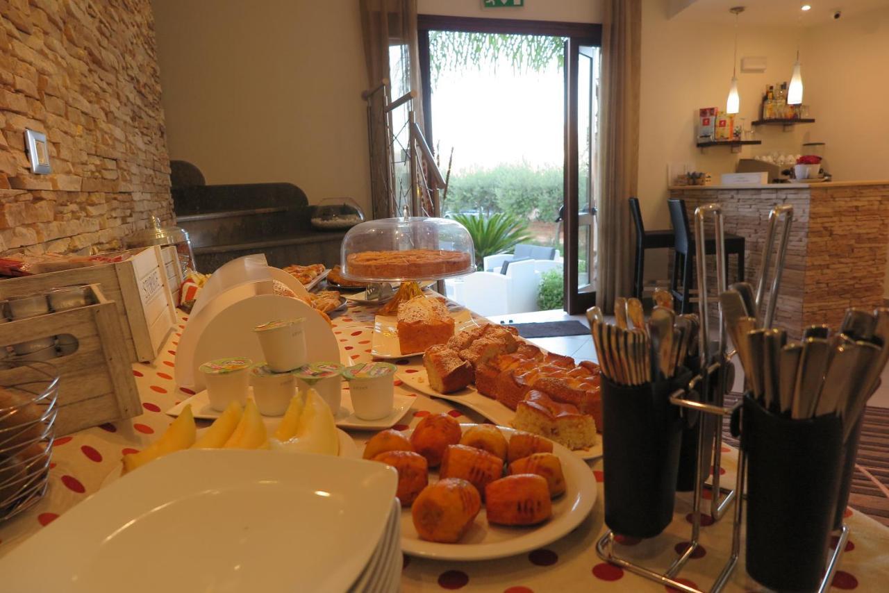 Trigrana Vacanze Hotel Castelluzzo Buitenkant foto